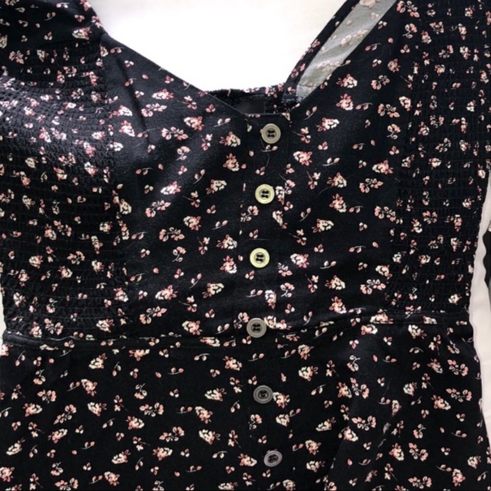 ✨ FULL TILT Button Front Smock Dress✨ - Picture 4 of 5